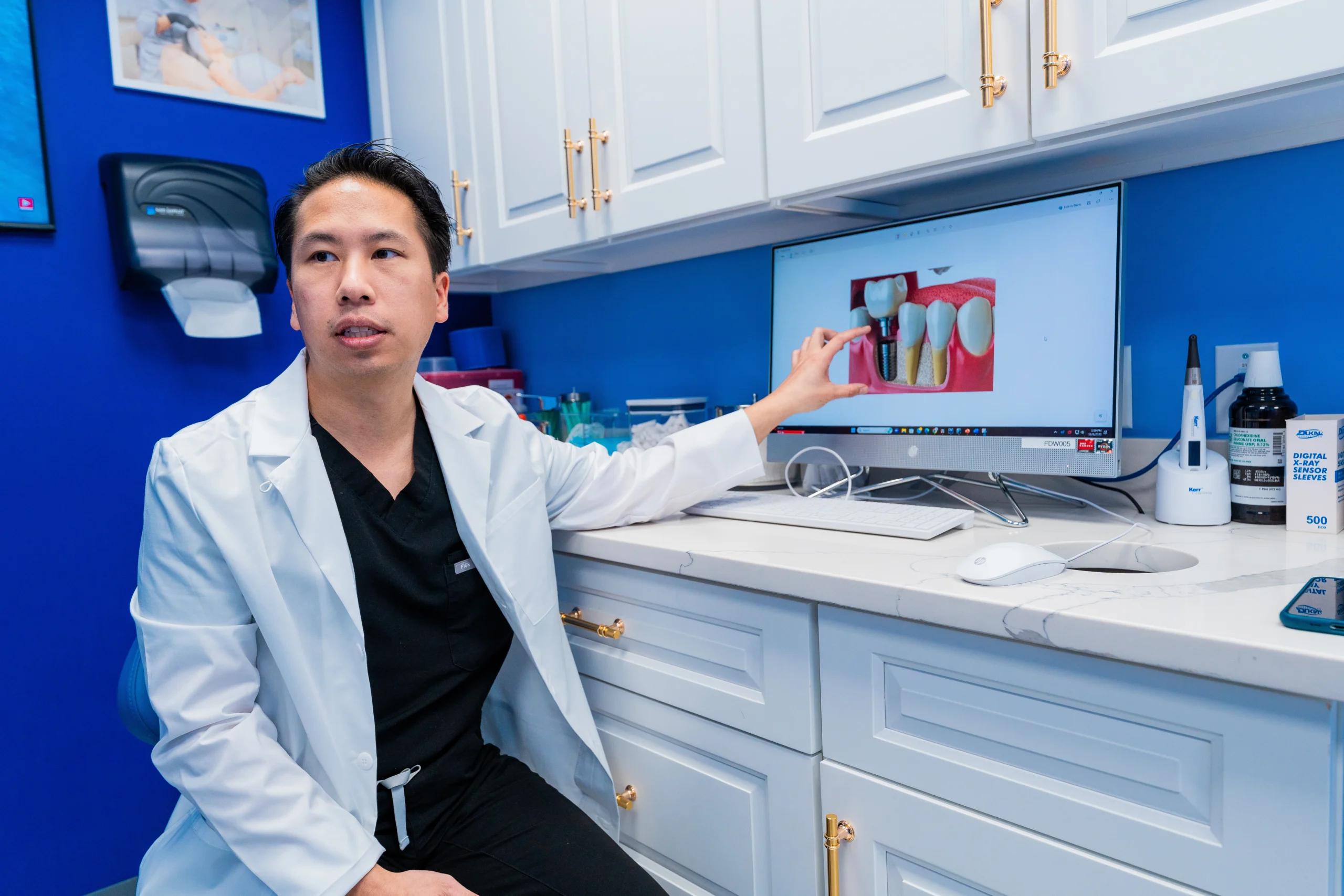 Dr. Christopher Nguyen